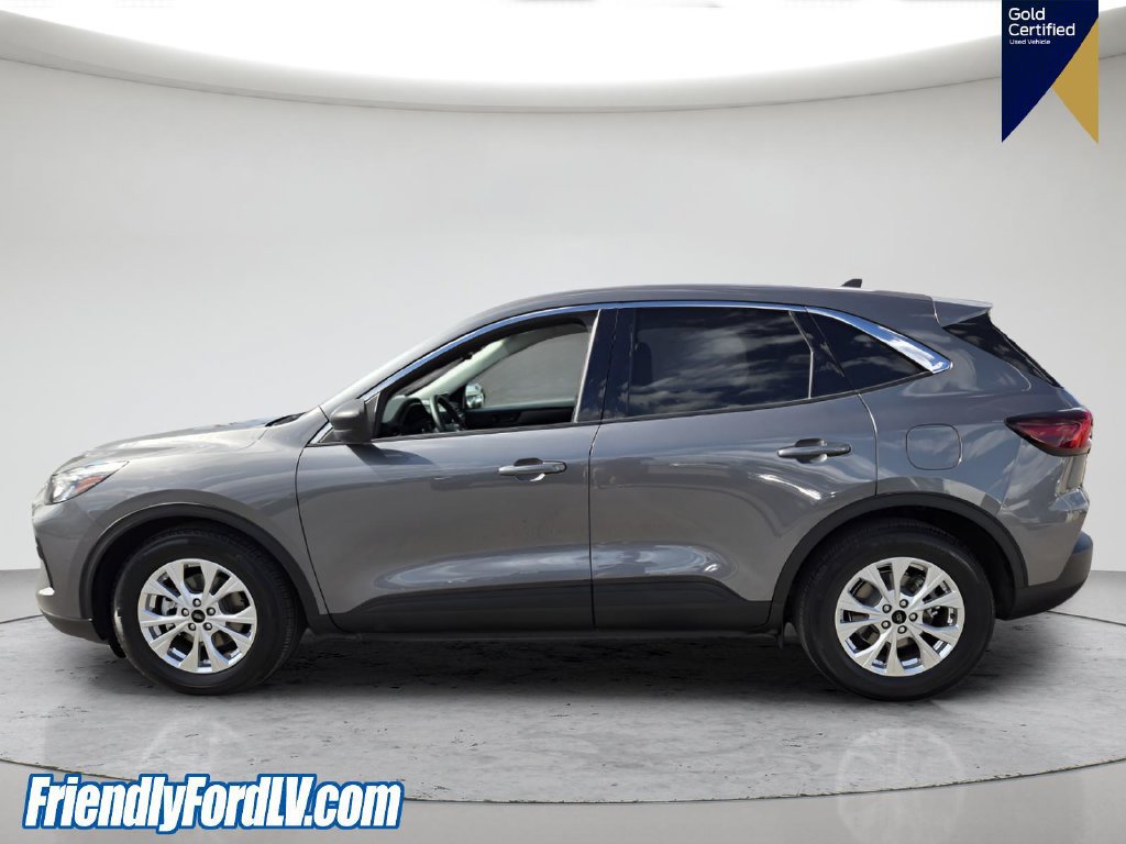 Certified 2023 Ford Escape Active w/ Tech Pack #1 FWD image 3