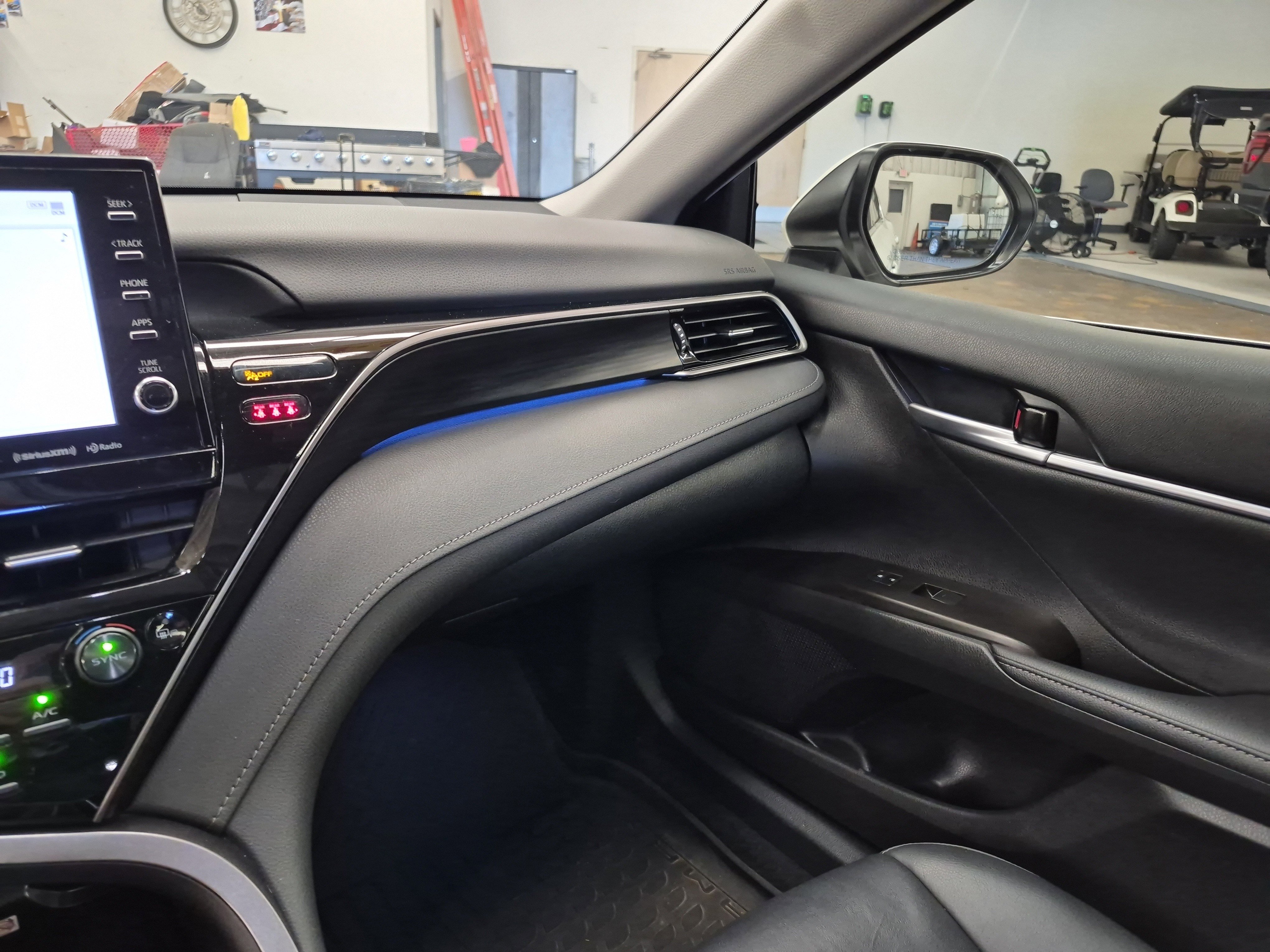 Used 2024 Toyota Camry XLE FWD image 20