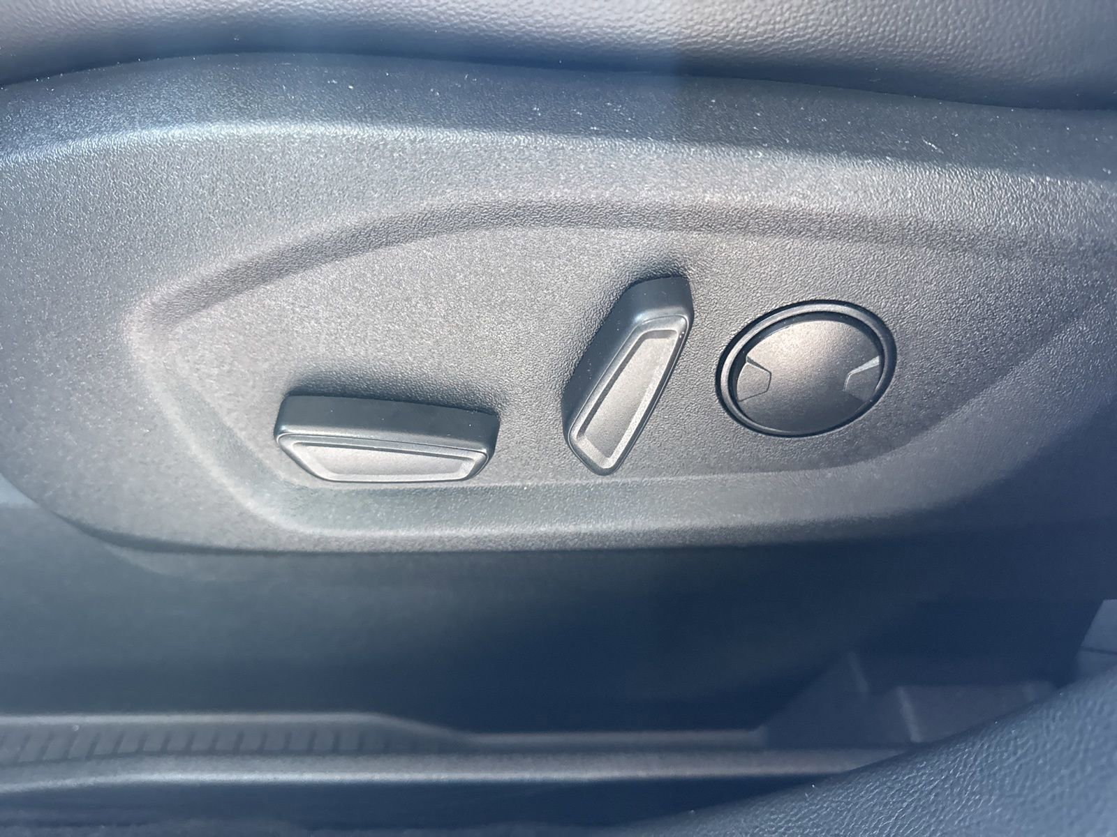 Certified 2023 Ford Edge SEL w/ Convenience Package image 26