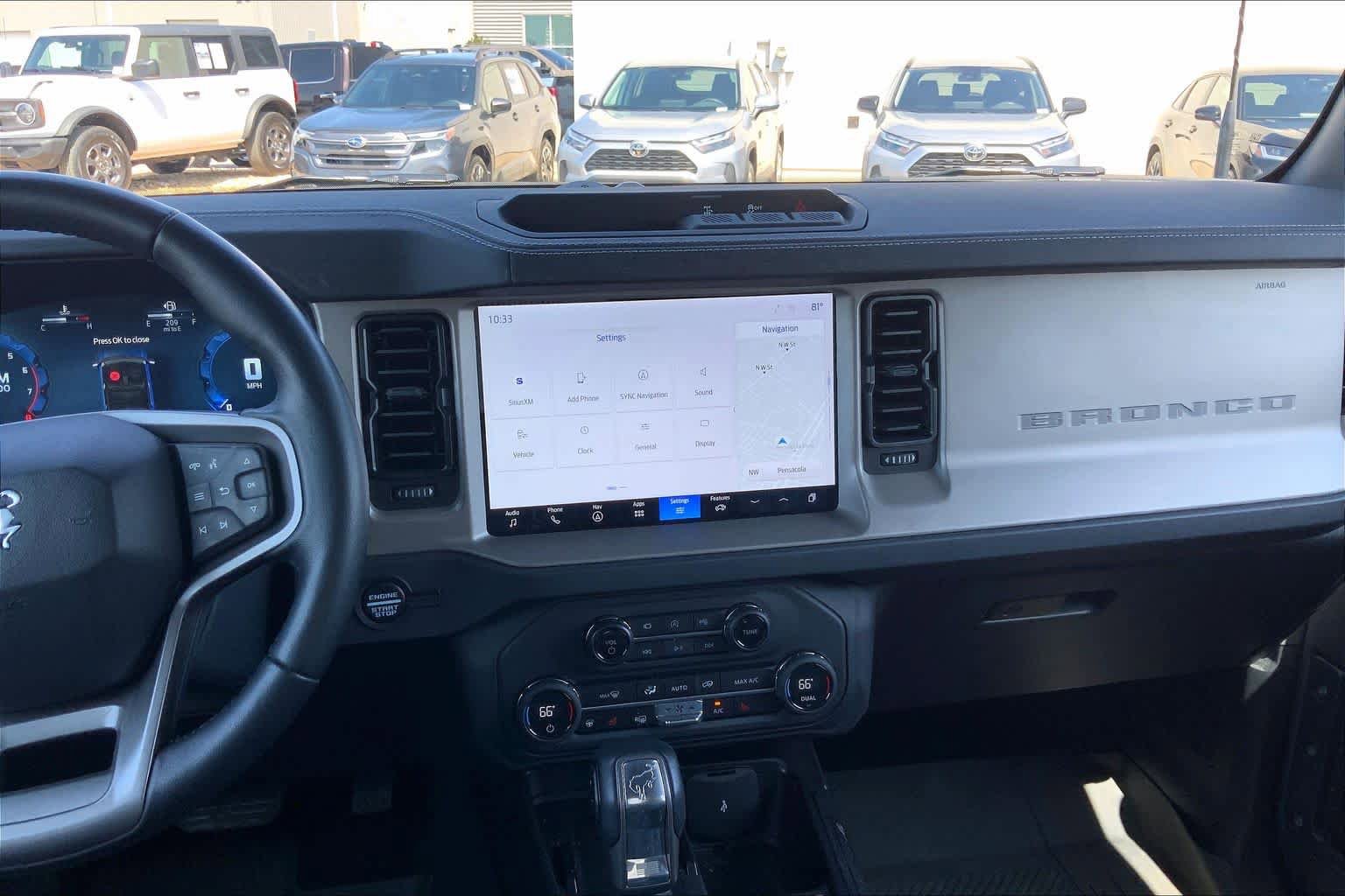 Certified 2025 Ford Bronco Outer Banks AWD/4WD image 8