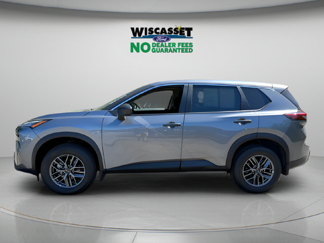 Used 2026 Nissan Rogue S AWD/4WD image 2