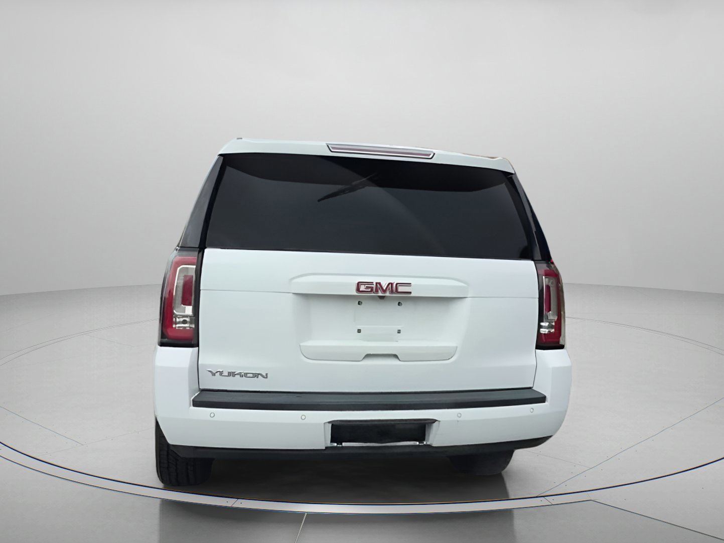 Used 2019 GMC Yukon SLT w/ Open Road Package image 16