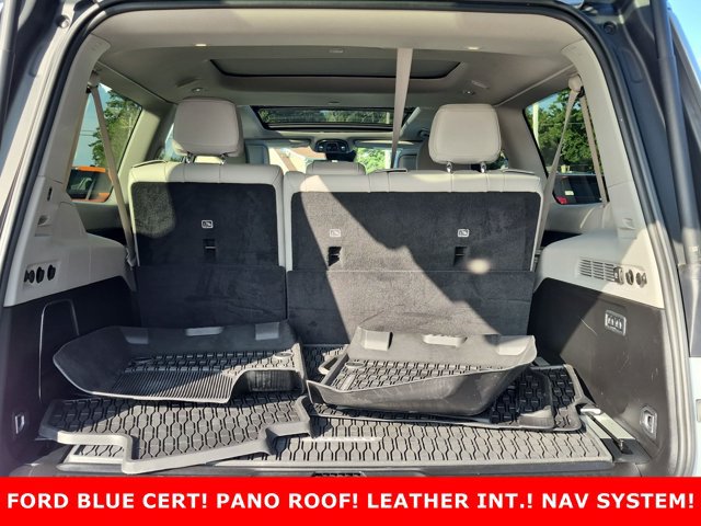Used 2023 Jeep Wagoneer L Series III w/ Premium Group I AWD/4WD image 28