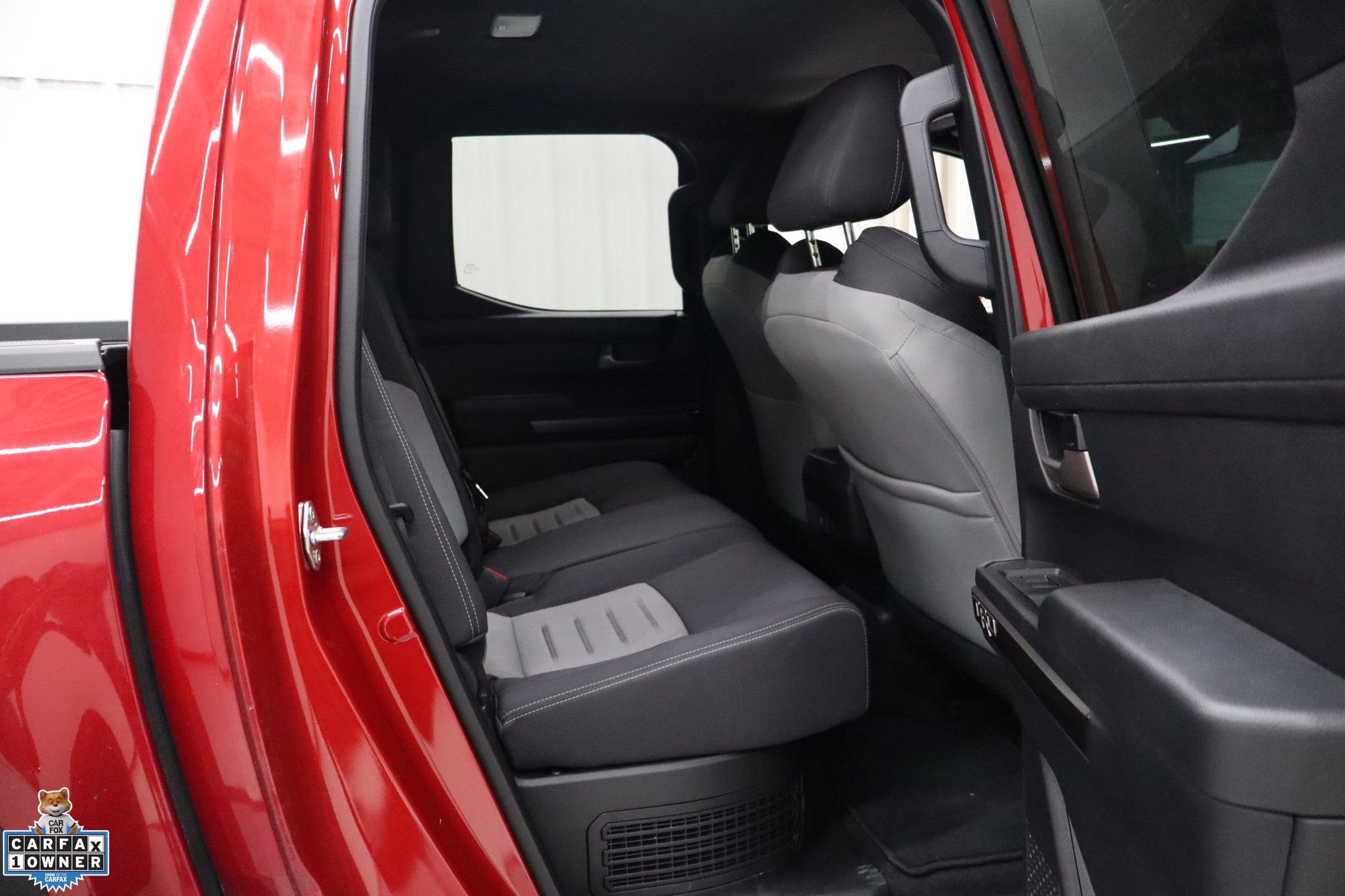 Used 2025 Toyota Tacoma TRD Off-Road AWD/4WD image 29