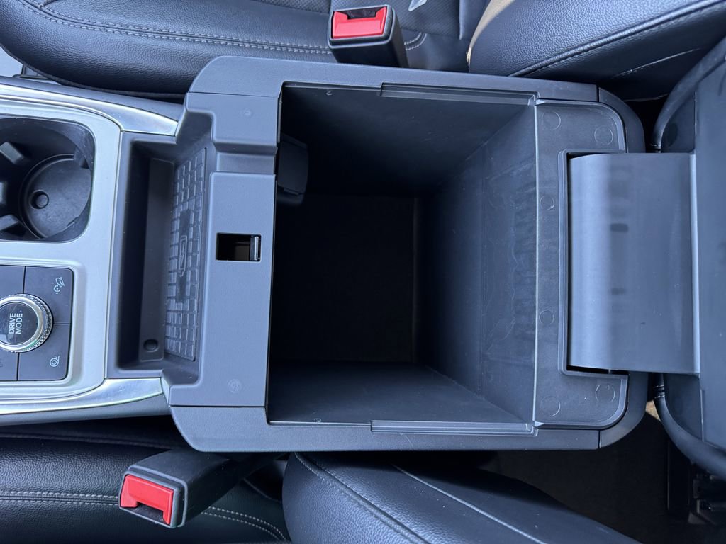 Certified 2023 Ford Explorer Limited w/ Equipment Group 301A image 26