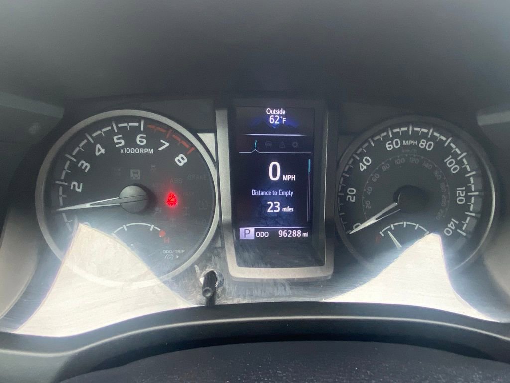 Used 2022 Toyota Tacoma TRD Off-Road w/ Technology Package image 14