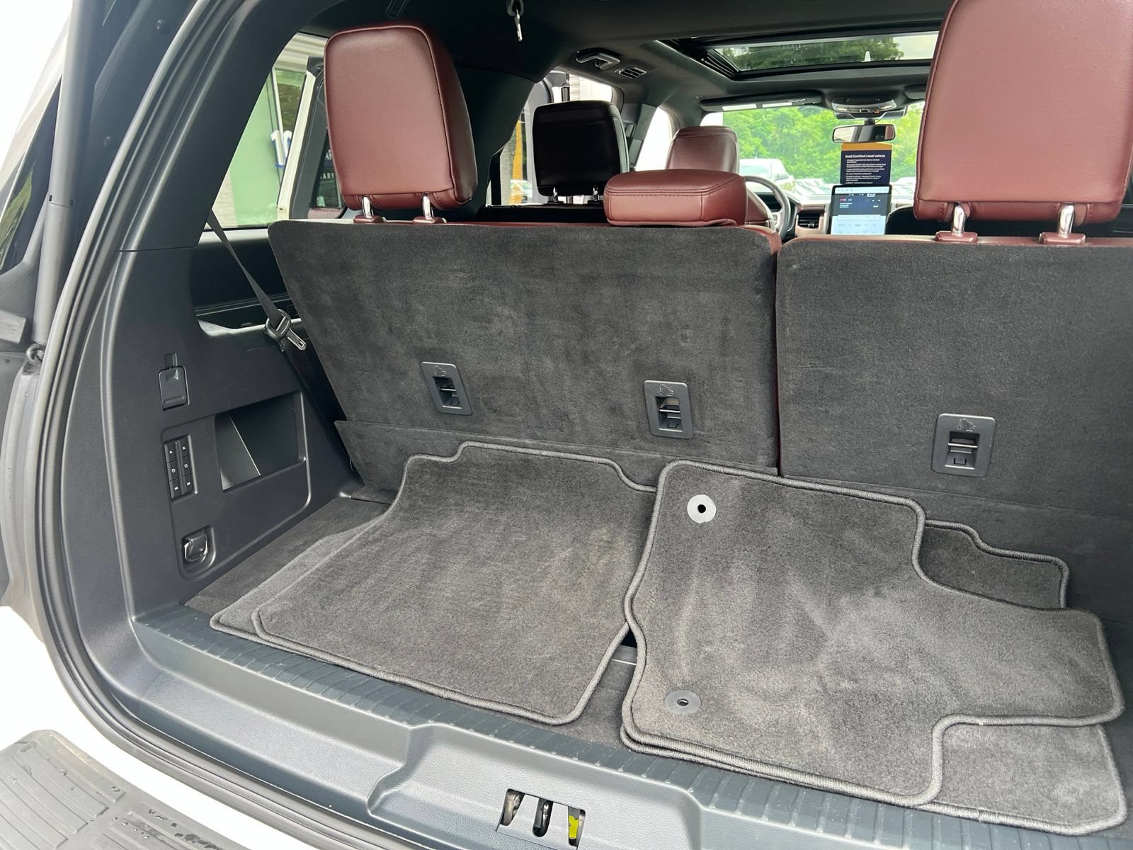 Certified 2024 Ford Expedition Limited AWD/4WD image 12