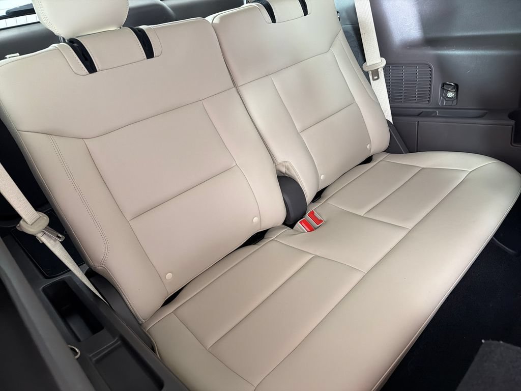 Certified 2020 Ford Explorer Platinum w/ Premium Technology Package AWD/4WD image 24