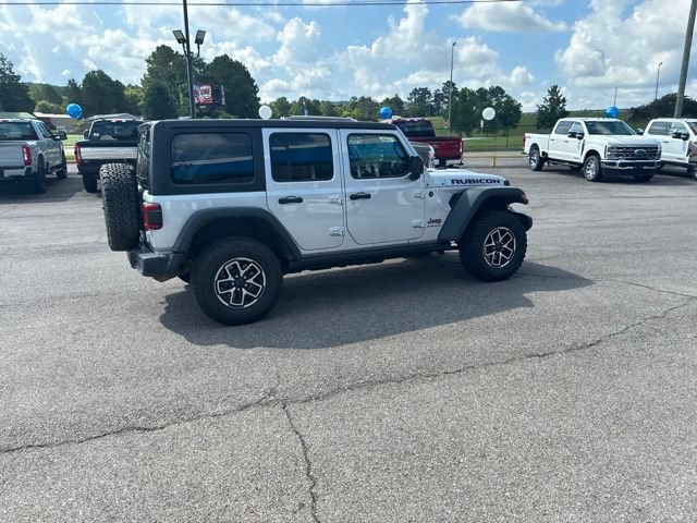 Used 2024 Jeep Wrangler Unlimited Rubicon AWD/4WD image 41
