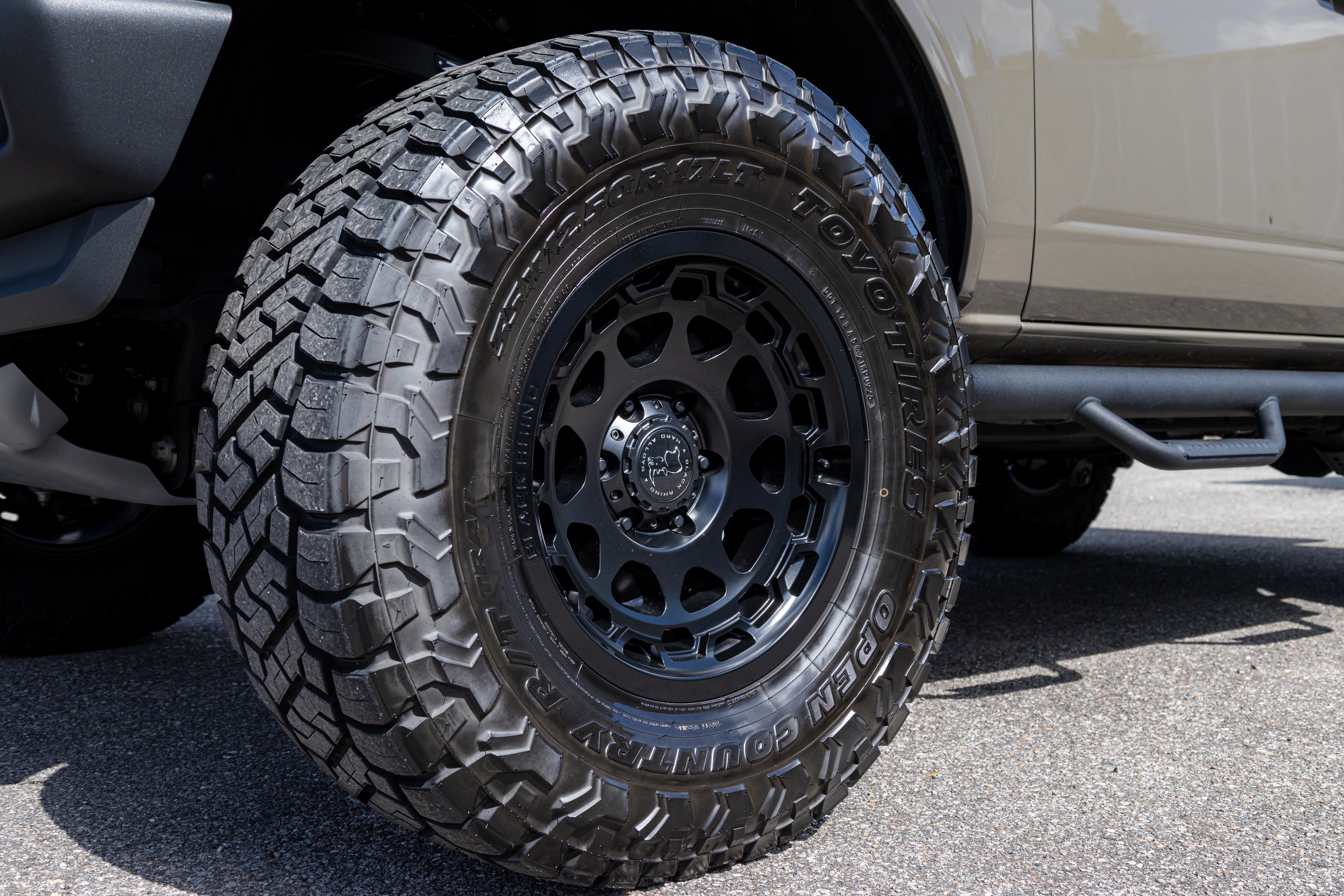 Certified 2025 Ford Bronco Outer Banks AWD/4WD image 16