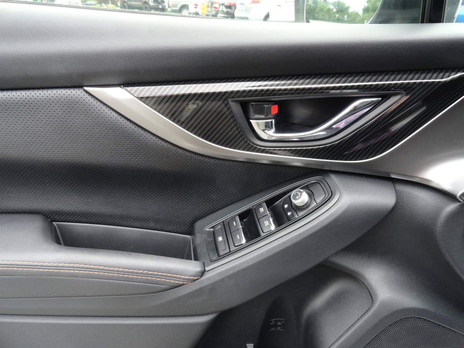 Used 2019 Subaru Crosstrek 2.0i Limited w/ Moonroof Package w/Navigation AWD/4WD image 10