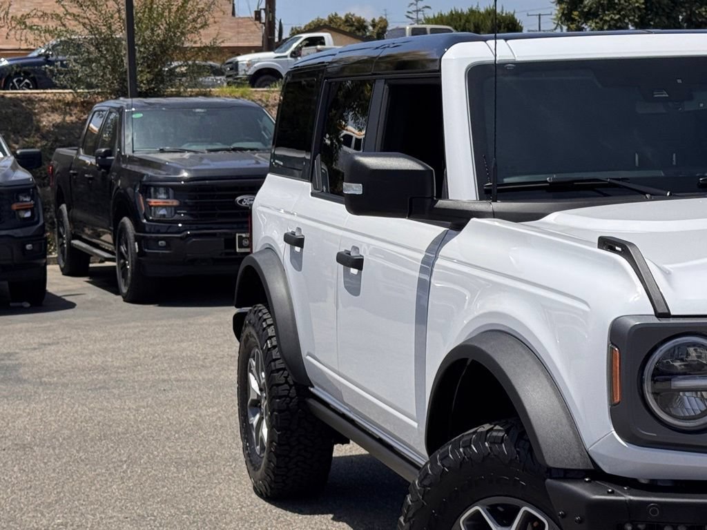 Certified 2025 Ford Bronco Badlands AWD/4WD image 5