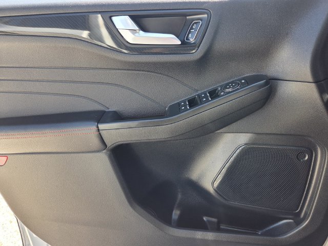 Certified 2025 Ford Escape ST-Line FWD image 21