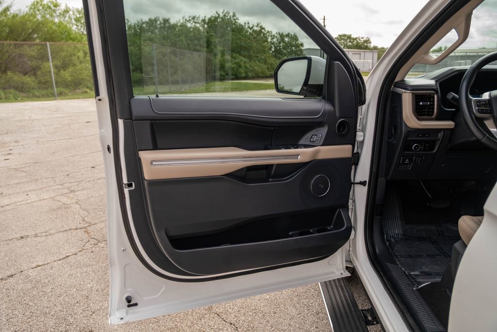 Certified 2023 Ford Expedition Limited RWD image 10