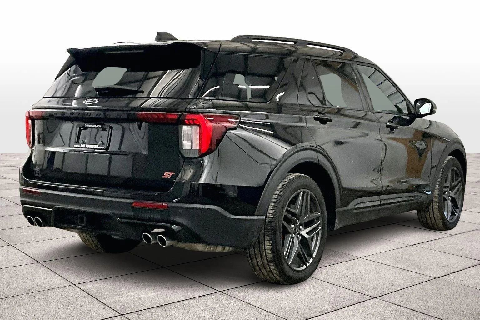 Certified 2025 Ford Explorer ST w/ Sun And Sound Package image 3