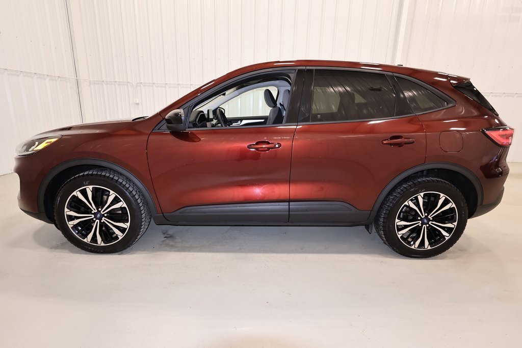 Certified 2021 Ford Escape SE w/ SE Sport Appearance Package image 6