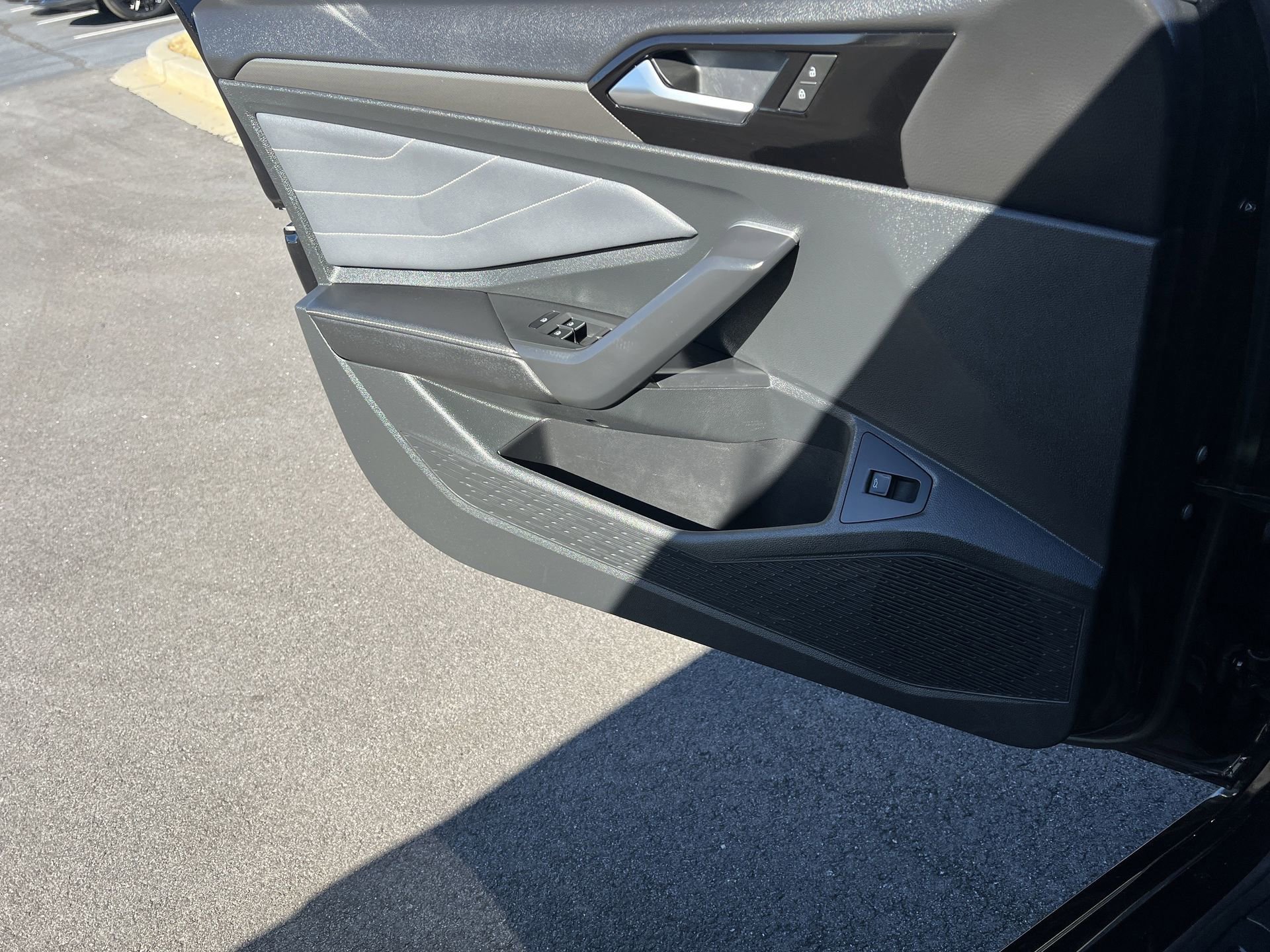 Used 2025 Volkswagen Jetta SEL image 22