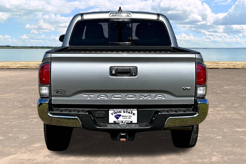 Used 2020 Toyota Tacoma TRD Off-Road RWD image 7