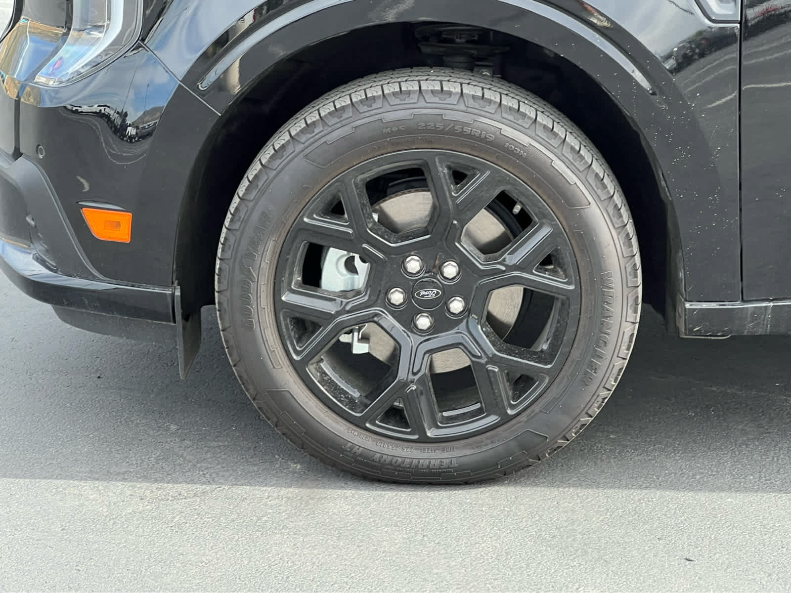 Certified 2025 Ford Maverick Lobo AWD/4WD image 14