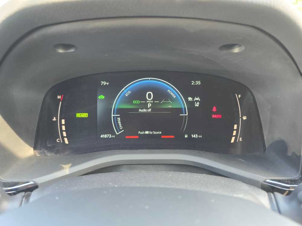 Used 2025 Toyota Camry SE FWD image 20