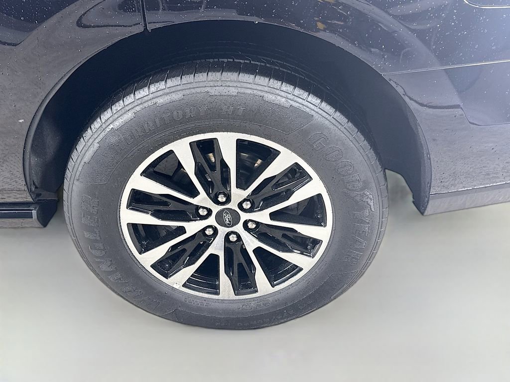Certified 2025 Ford Expedition Platinum AWD/4WD image 34