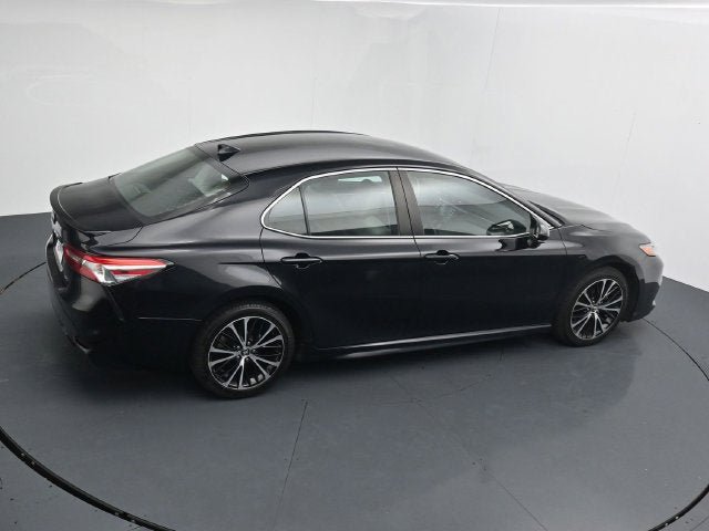 Used 2020 Toyota Camry SE FWD image 37