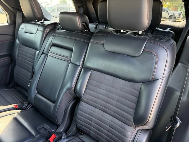 Certified 2025 Ford Explorer ST-Line w/ ST-Line Street Pack AWD/4WD image 22