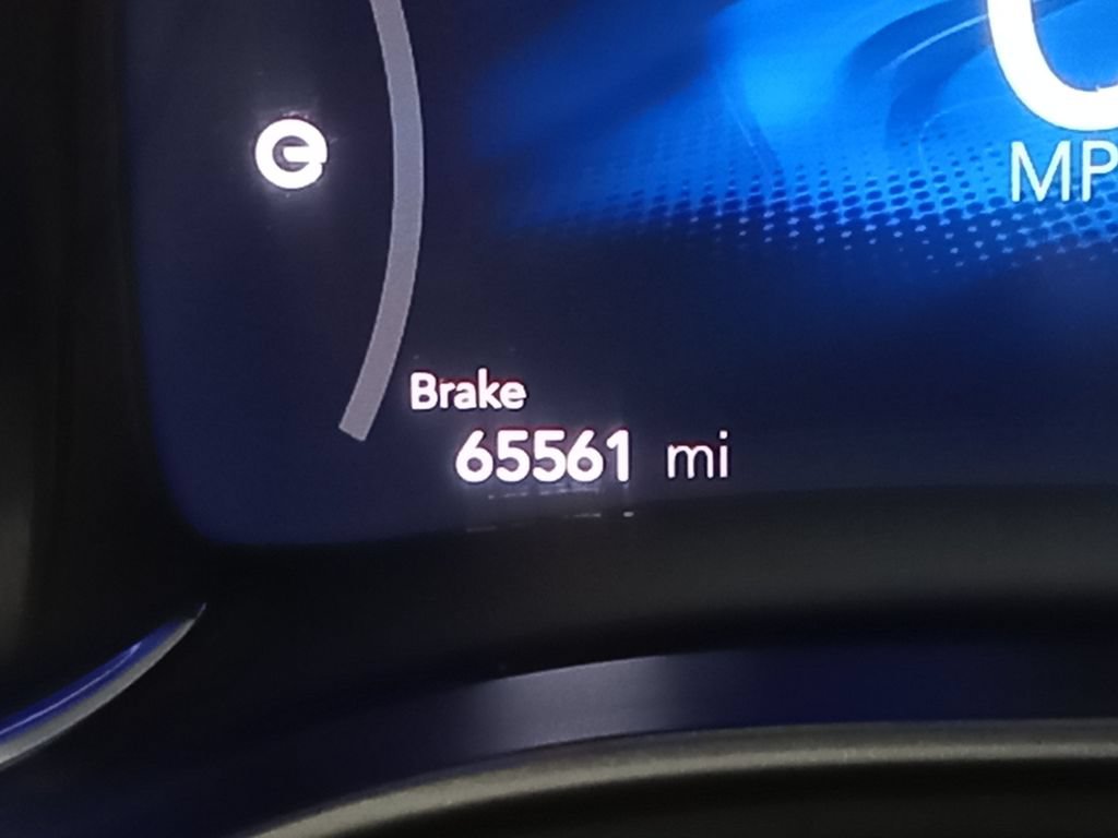 Used 2024 Chrysler Pacifica Limited FWD image 19