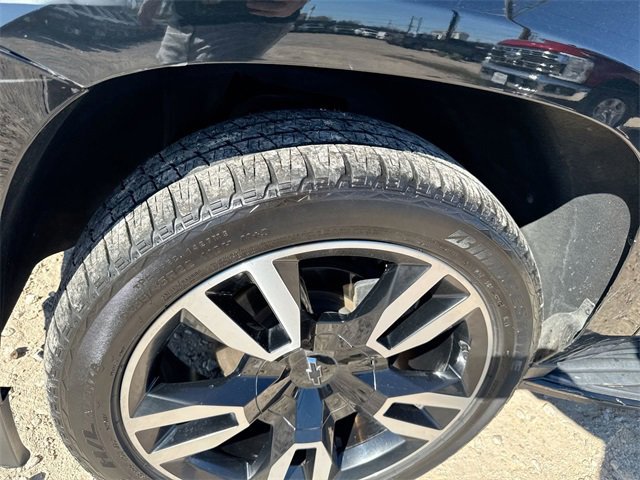 Used 2020 Chevrolet Suburban Premier image 39