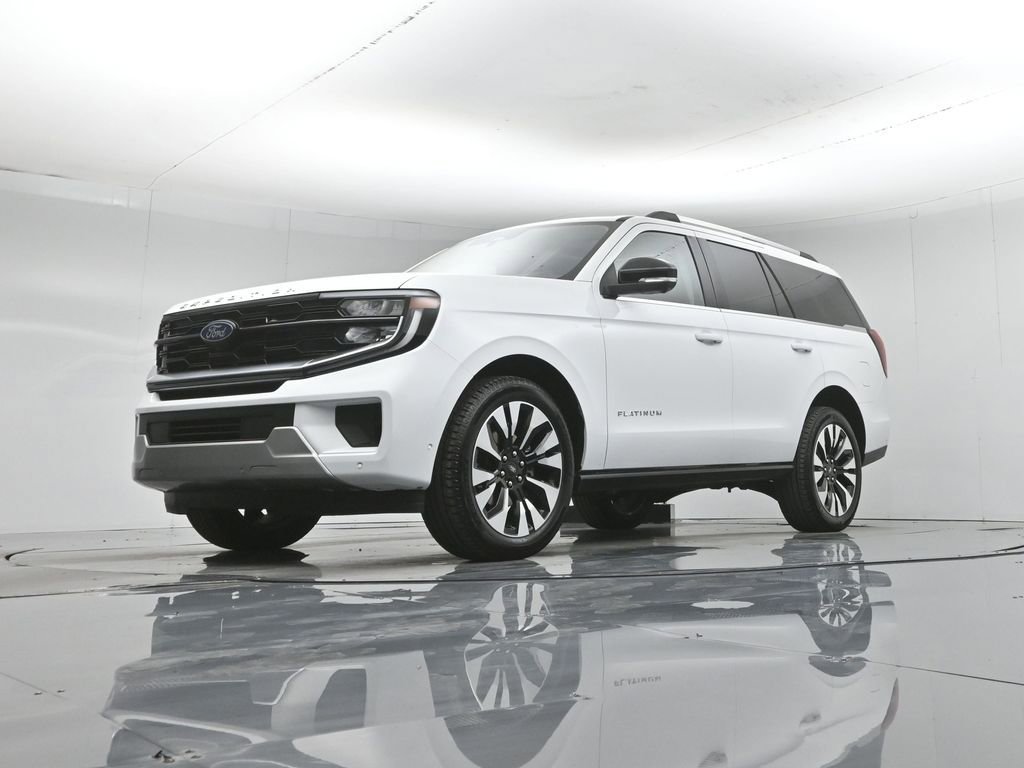 Certified 2025 Ford Expedition Platinum w/ Driver's Package AWD/4WD image 50
