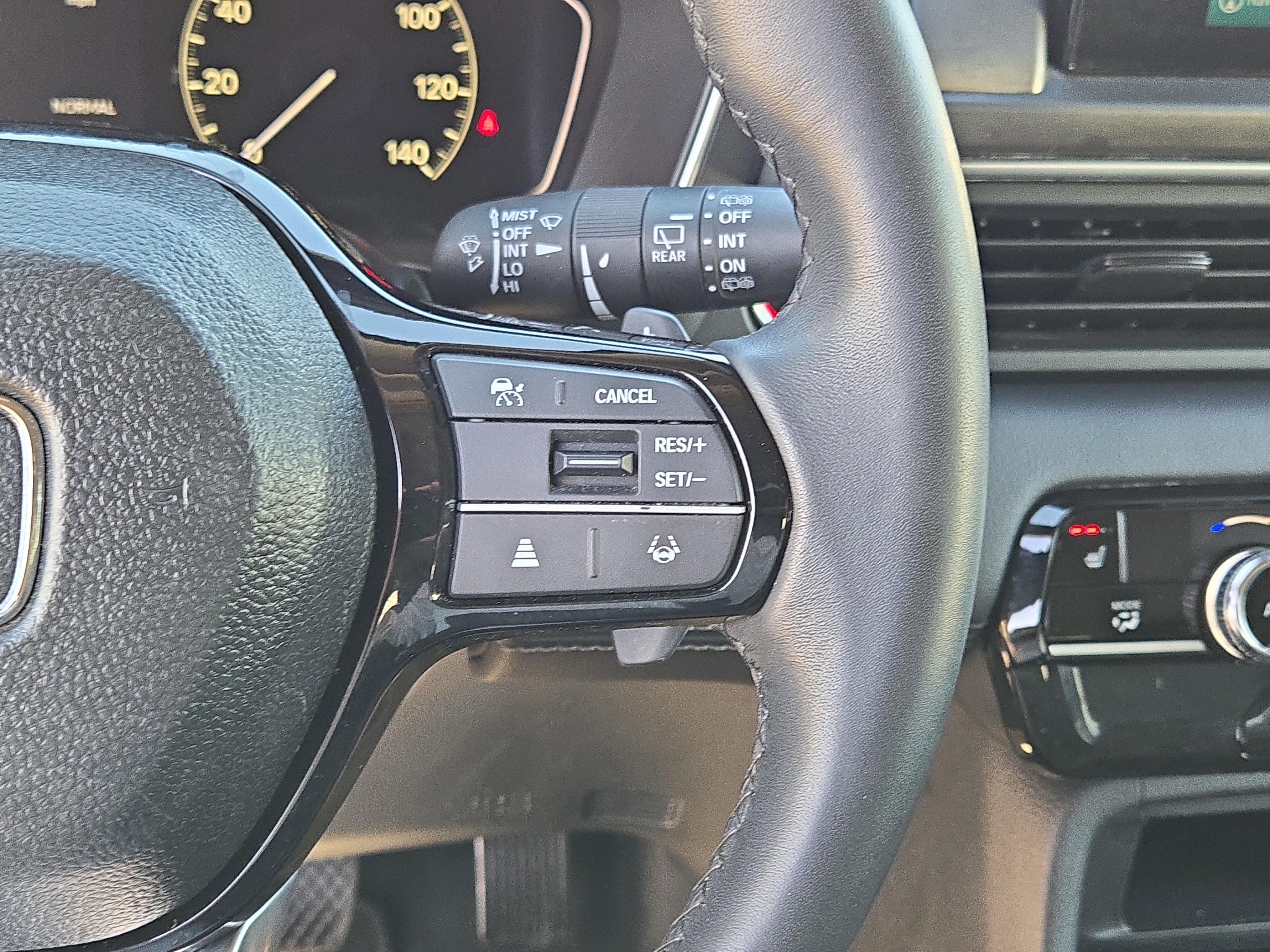 Used 2024 Honda Pilot Touring image 26