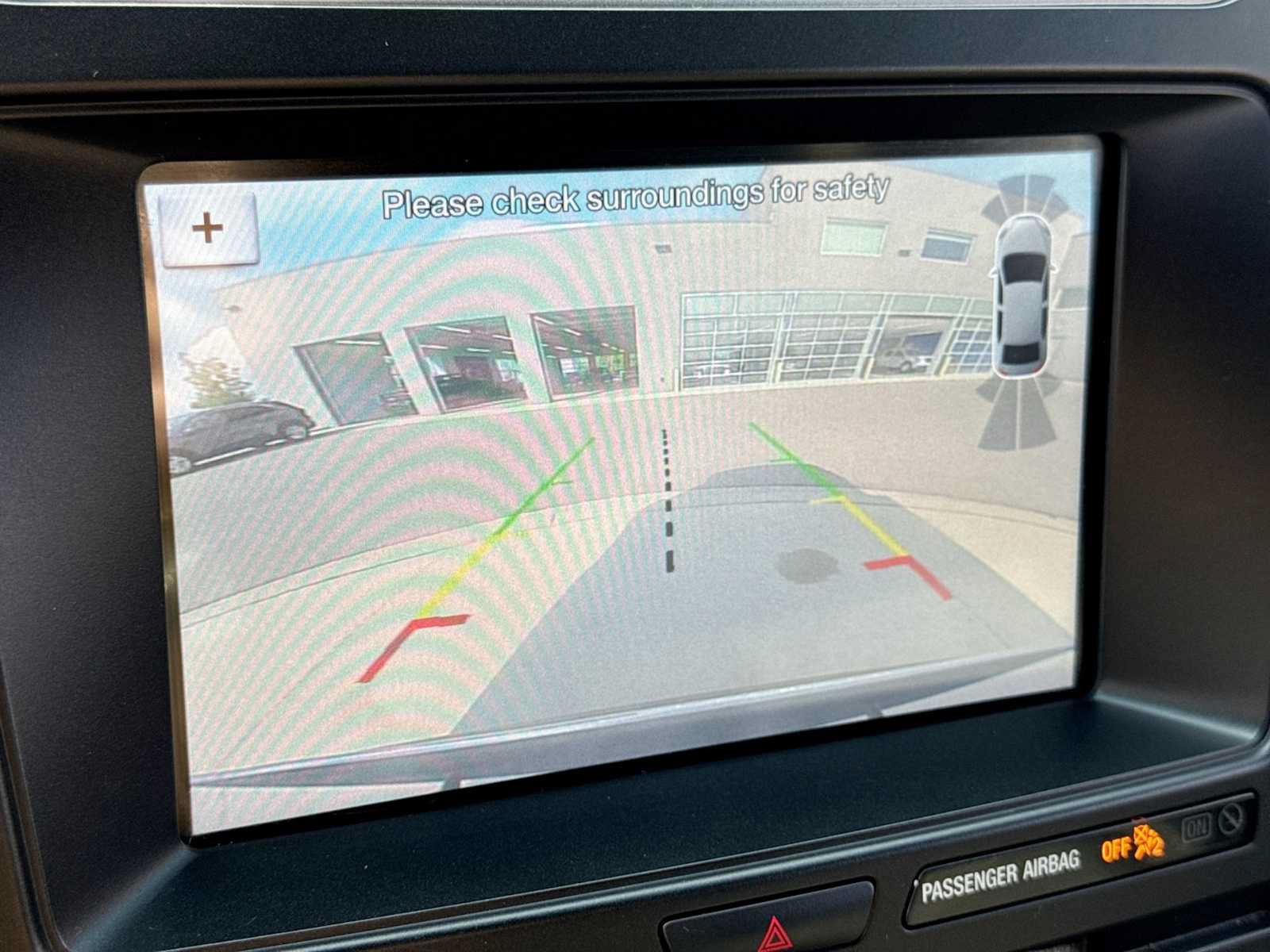 Certified 2018 Ford Explorer XLT w/ XLT Technology Feature Bundle FWD image 30