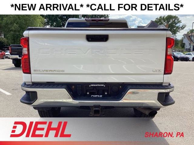Used 2022 Chevrolet Silverado 2500 LTZ w/ LTZ Convenience Package AWD/4WD image 9