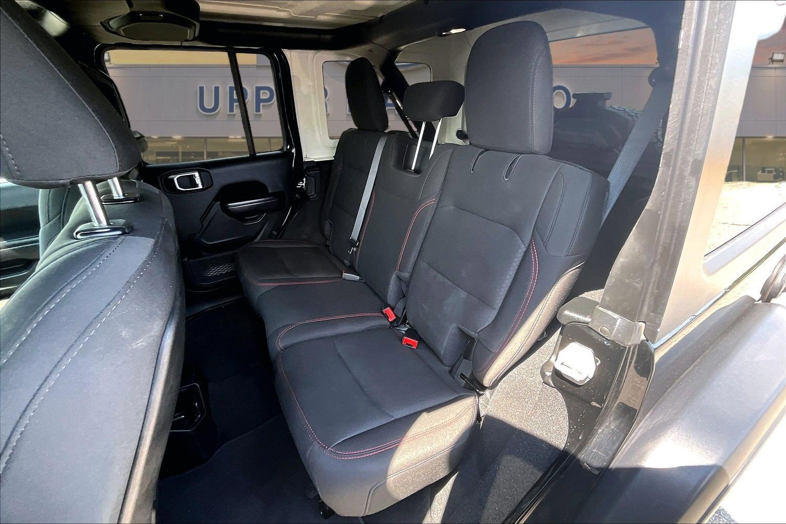 Used 2020 Jeep Wrangler Unlimited Rubicon AWD/4WD image 26