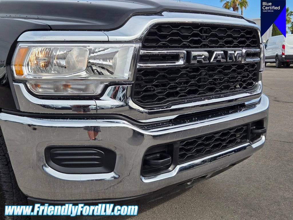 Used 2024 RAM 3500 Tradesman w/ Chrome Appearance Group AWD/4WD image 2