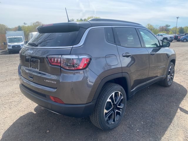 Used 2023 Jeep Compass Limited AWD/4WD image 7