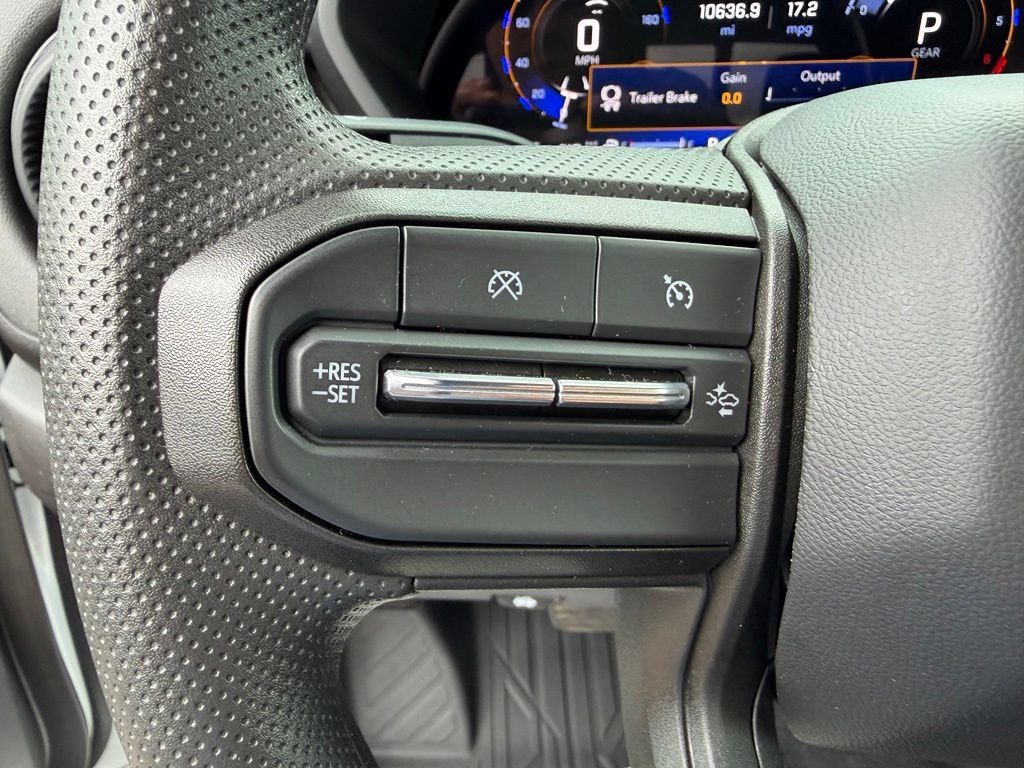 Used 2024 Chevrolet Colorado Trail Boss w/ Technology Package AWD/4WD image 14
