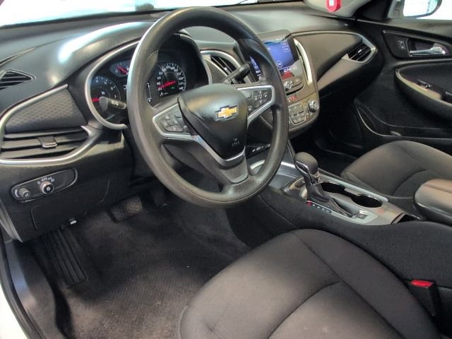 Used 2022 Chevrolet Malibu LT FWD image 11