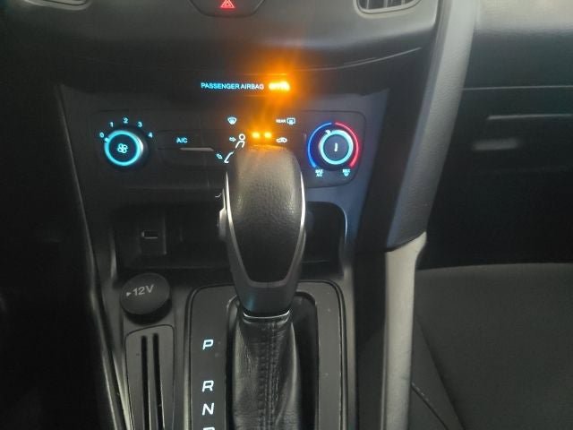 Certified 2018 Ford Focus SE FWD image 19