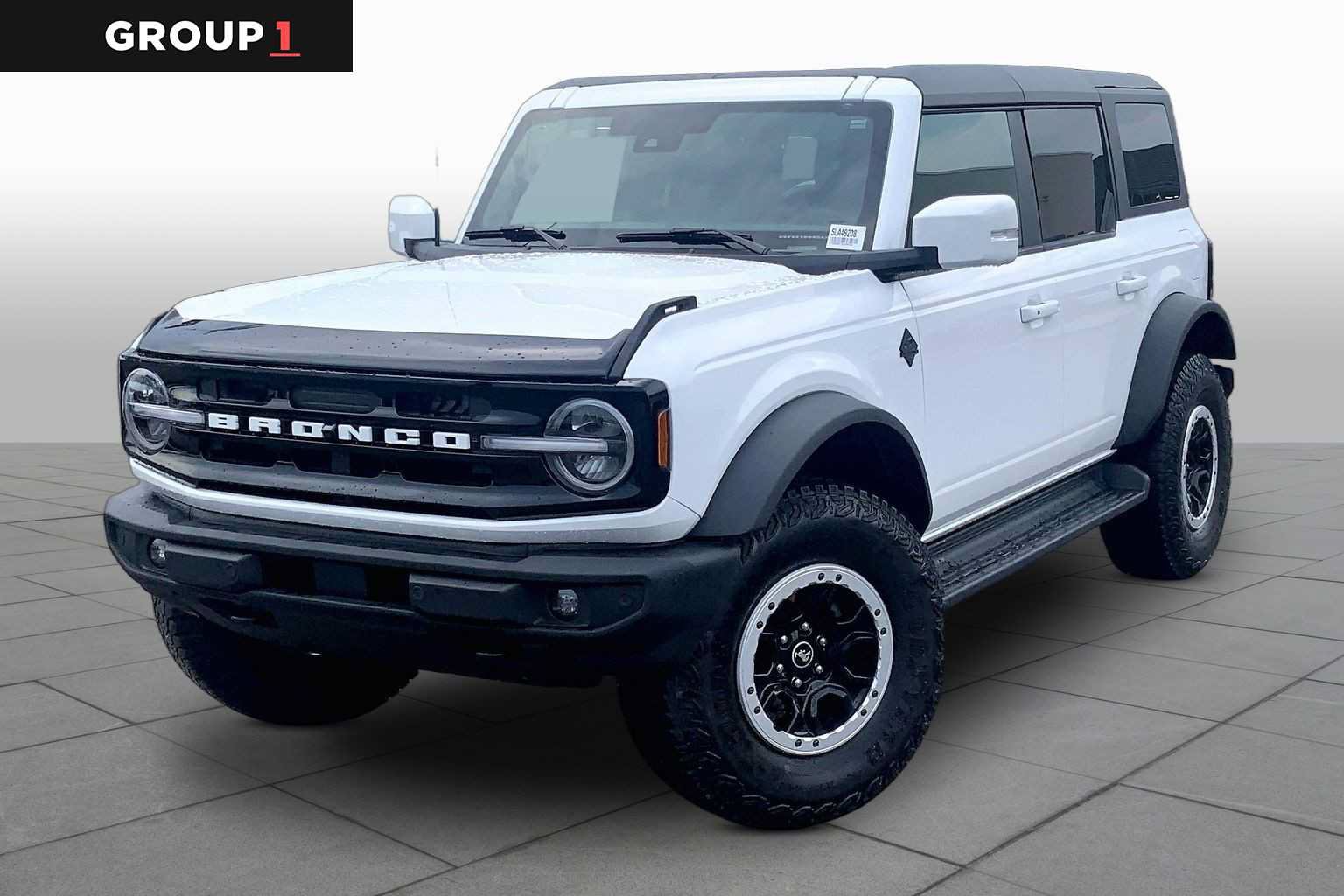 Certified 2025 Ford Bronco Outer Banks w/ Sasquatch Package