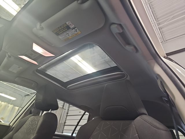 Used 2020 Toyota RAV4 XLE w/ Convenience Package AWD/4WD image 27