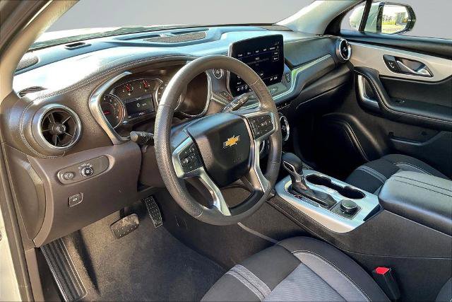Used 2025 Chevrolet Blazer LT FWD image 14