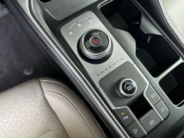 Used 2022 Kia Sorento EX w/ Panoramic Sunroof Package FWD image 21