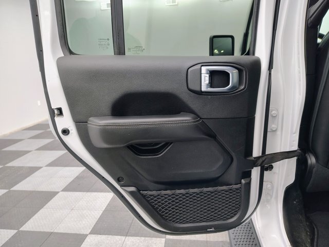 Used 2021 Jeep Wrangler Unlimited Sahara w/ Uconnect 4C Nav & Sound Group AWD/4WD image 23