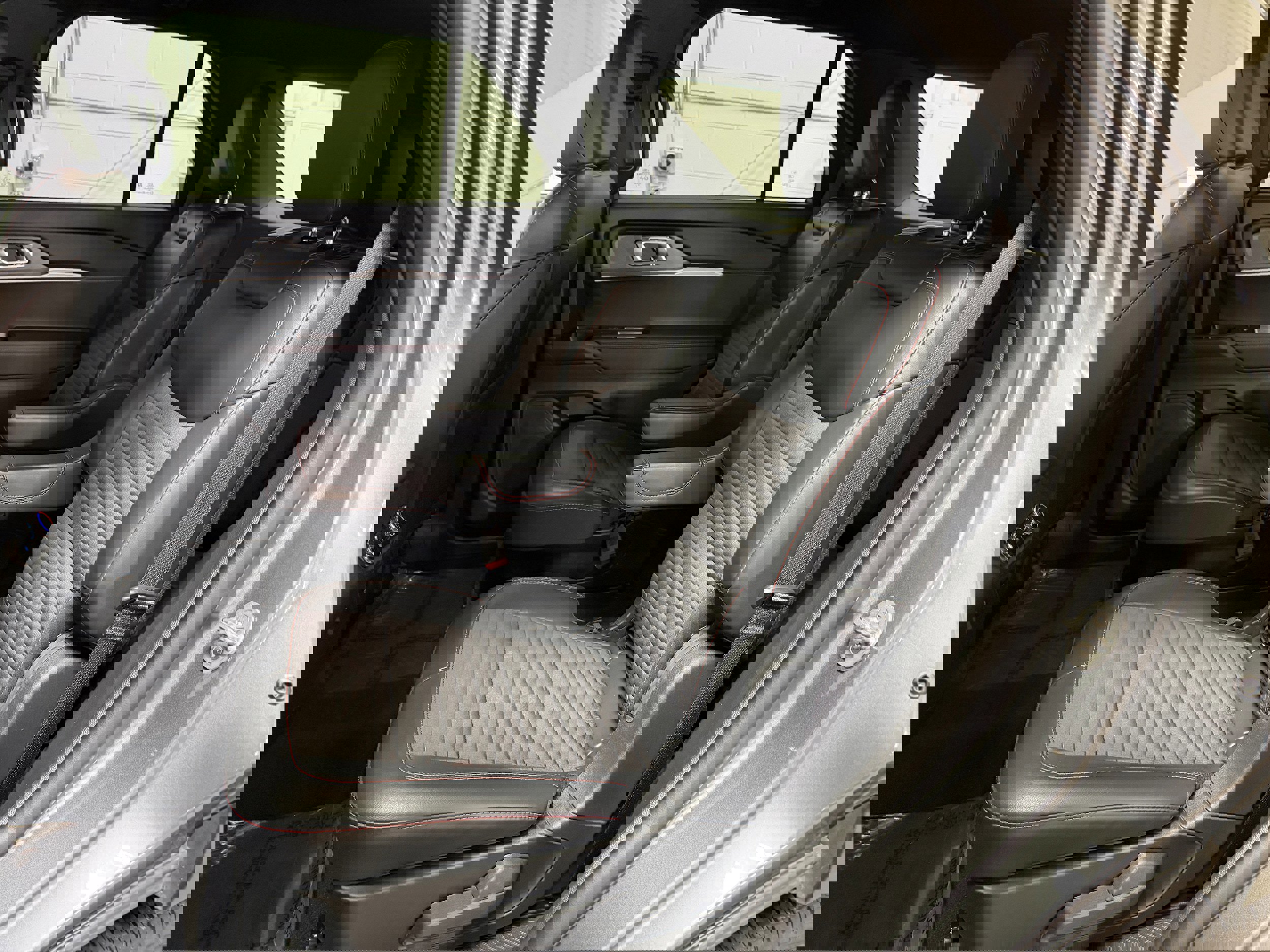 Certified 2025 Ford Explorer ST-Line image 13