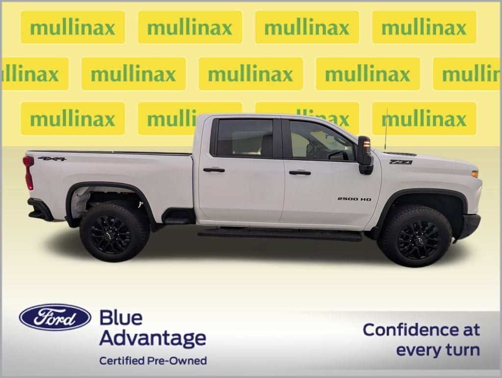 Used 2025 Chevrolet Silverado 2500 Custom w/ Custom Blackout Package image 6