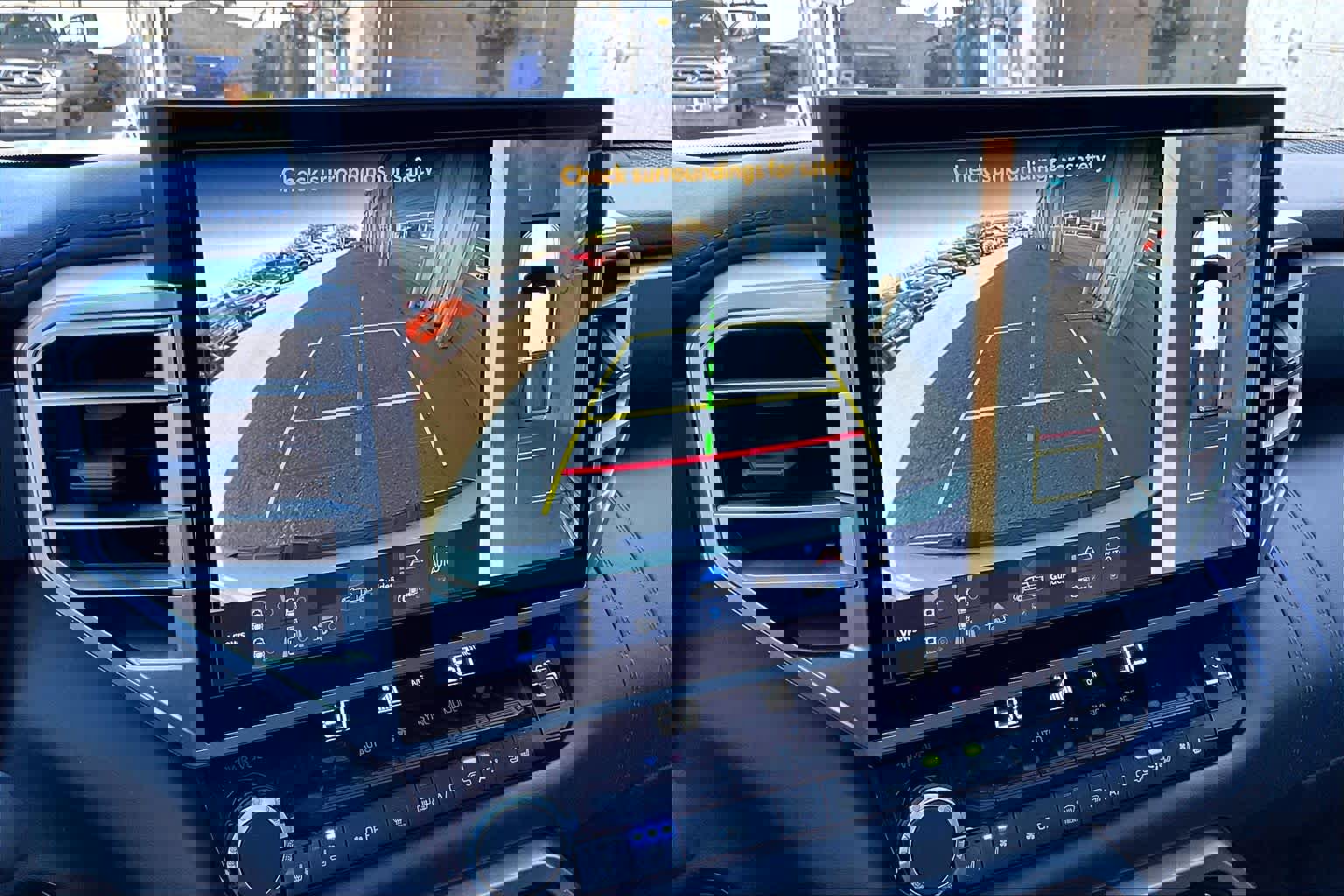 Used 2025 Toyota Tundra Platinum image 32