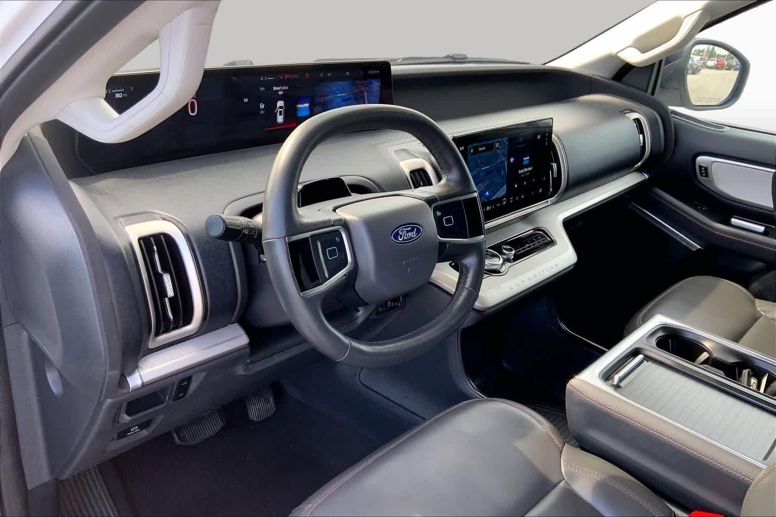 Certified 2025 Ford Expedition Max Active RWD image 18