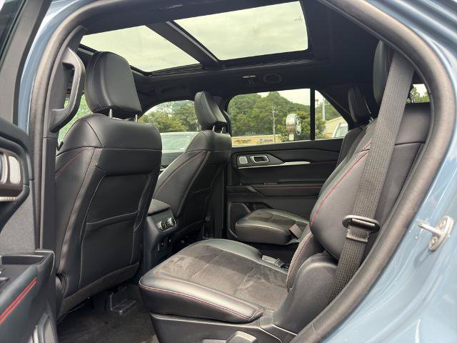 Certified 2025 Ford Explorer ST w/ Sun And Sound Package AWD/4WD image 11