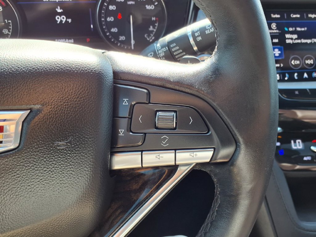 Used 2024 Cadillac XT6 Premium Luxury w/ Technology Package FWD image 18